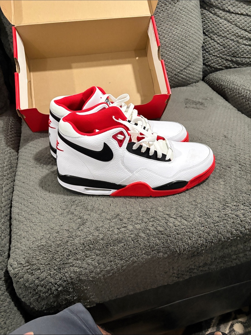 Nike Red Shoe Box with White Swoosh - Picture 6 of 12